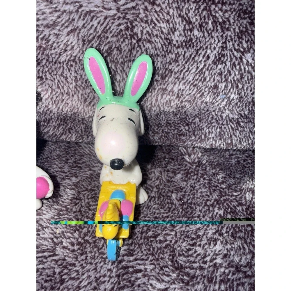 Lot of 3 Vintage Peanuts Easter Snoopy Bunny Wheelbarrow PVC Figures